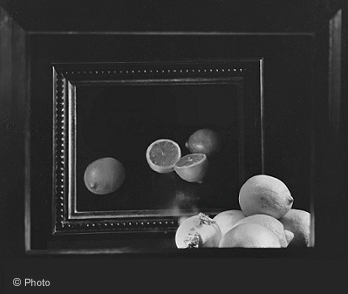 Cartier, Fifth Avenue, window display with the still life by Stanley Roseman, "Lemons and Lime." Photograph copyright.
